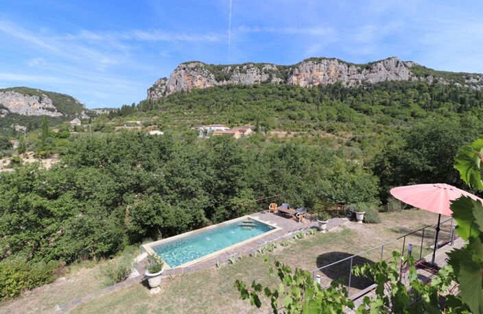Maison 150 m² -Vue panoramique -Piscine -grand terrain -Extension possible — photo 4