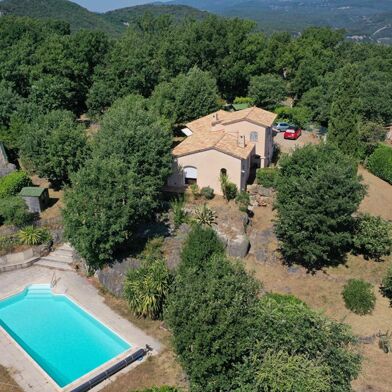 Maison 5 pièces 689000 €