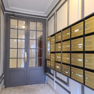 Appartement 1 pièces 210000 €