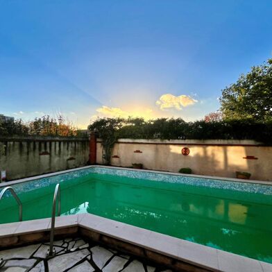 Maison 5 pièces 1550 €