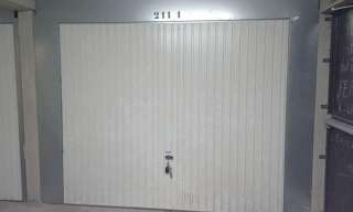 Garage   m² à louer à Marseille 10 (13010)