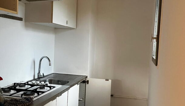 Appartement 1 pièces  à louer Pertuis 84120