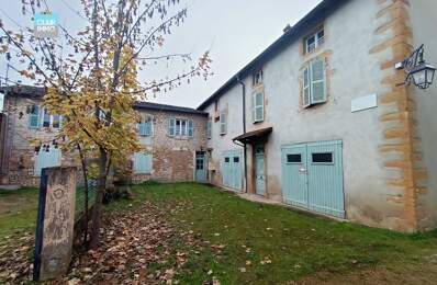 A AZE PROCHE MACON EN BOURGOGNE ENSEMBLE IMMOBILIER 6 PIECES DE — photo du bien