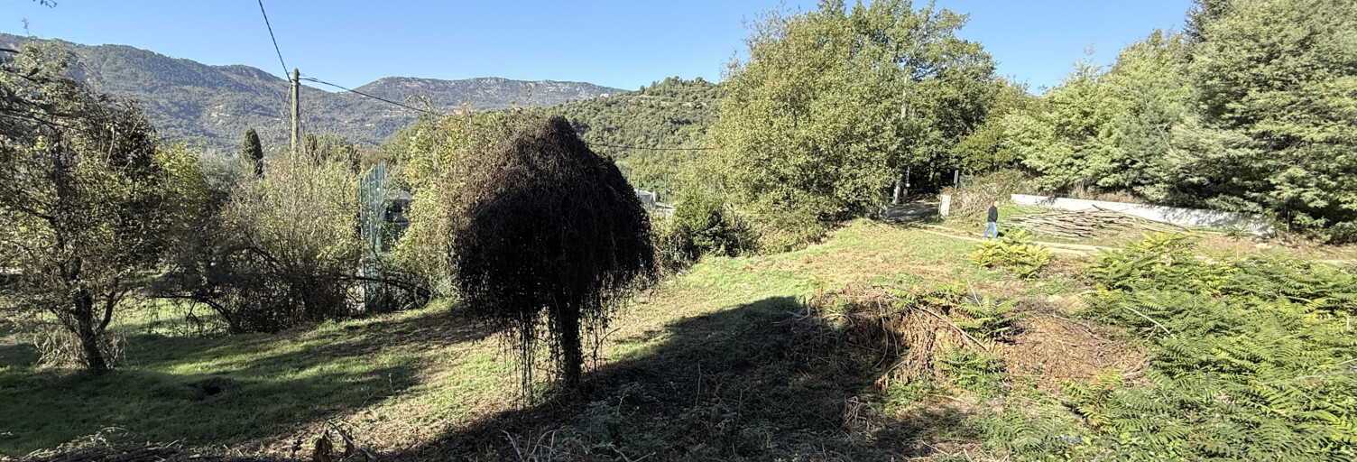 Terrain  1054 m² à vendre à Contes (06390)