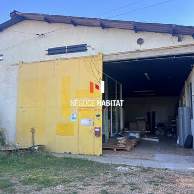 Local industriel  1700 €