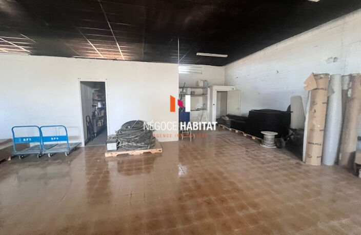 ENTREPÔT AVEC BUREAUX DE 225M2 — photo 3