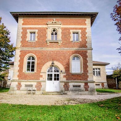 Maison 19 pièces 1019700 €