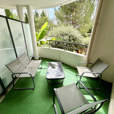 Appartement 3 pièces 275000 €