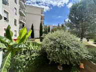 TASSIN LA DEMI LUNE RESIDENCE 2003 AVEC PISCINE VENTE APPART — photo 2