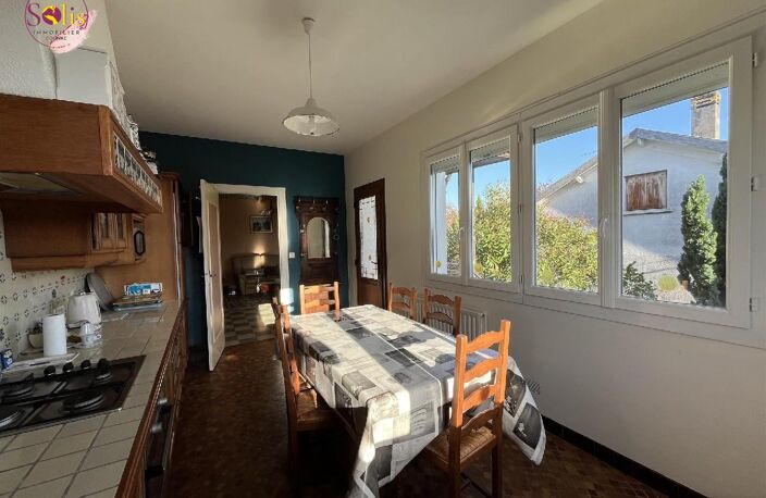 Vente maison 4 pièces 108 m² Châteaubernard (16100) — photo 3