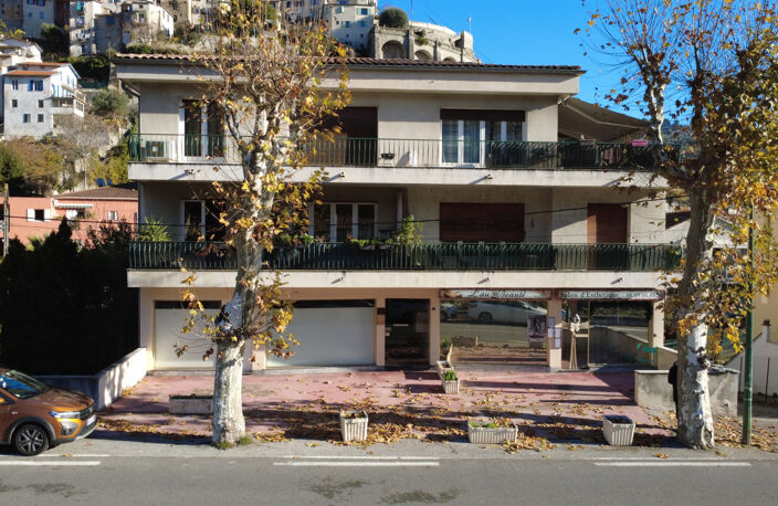Immeuble de 343 m2 de surface habitable  Contes (06390) — photo 2