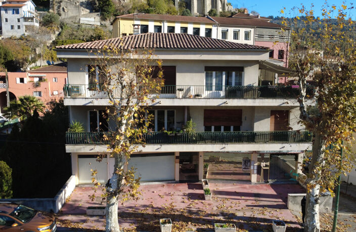 Immeuble de 343 m2 de surface habitable  Contes (06390) — photo 3