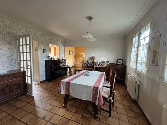 Maison Divatte Sur Loire 10 pièce(s) 224.57 m2 — photo du bien