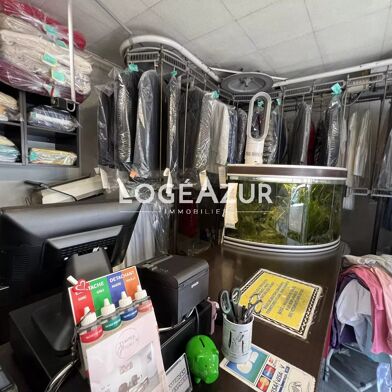 Commerce 2 pièces 66000 €