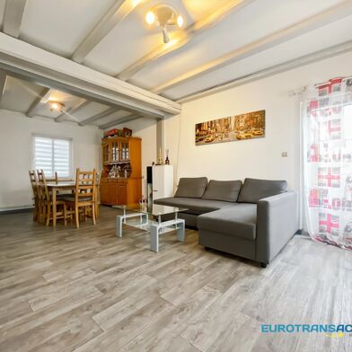Appartement 4 pièces 690 €