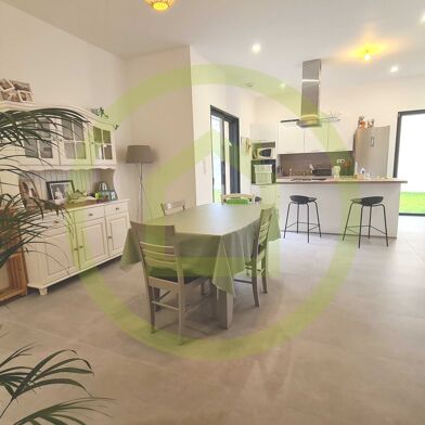 Maison 5 pièces 365500 €