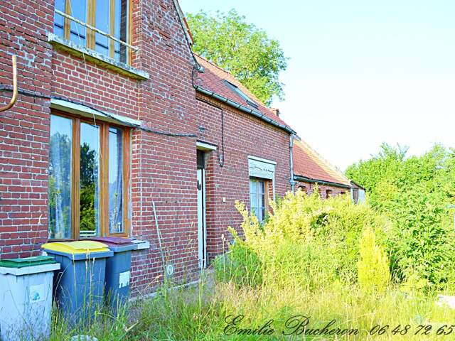 Maison à rénover — photo du bien