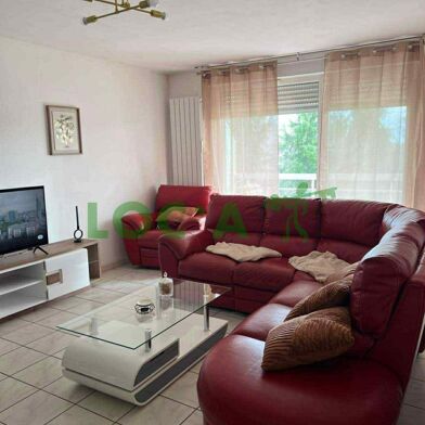 Appartement 4 pièces 1200 €