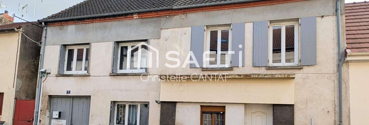 Immeuble  152 m² à vendre à Commentry (03600)