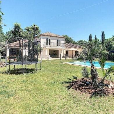 Maison 5 pièces 699000 €
