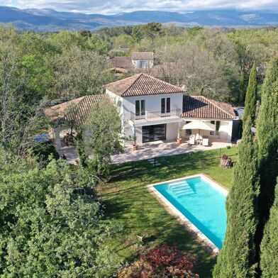 Maison 5 pièces 699000 €