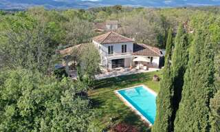 Maison 5 Pièces 193 m² à vendre à Saint-Paul-en-Forêt (83440)