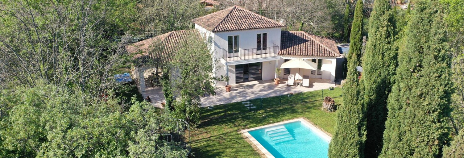 Maison 5 Pièces 193 m² à vendre à Saint-Paul-en-Forêt (83440)