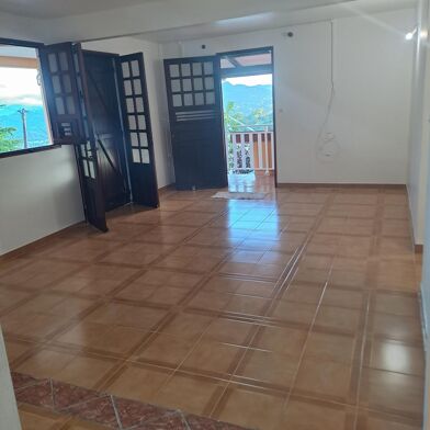 Appartement 3 pièces 930 €