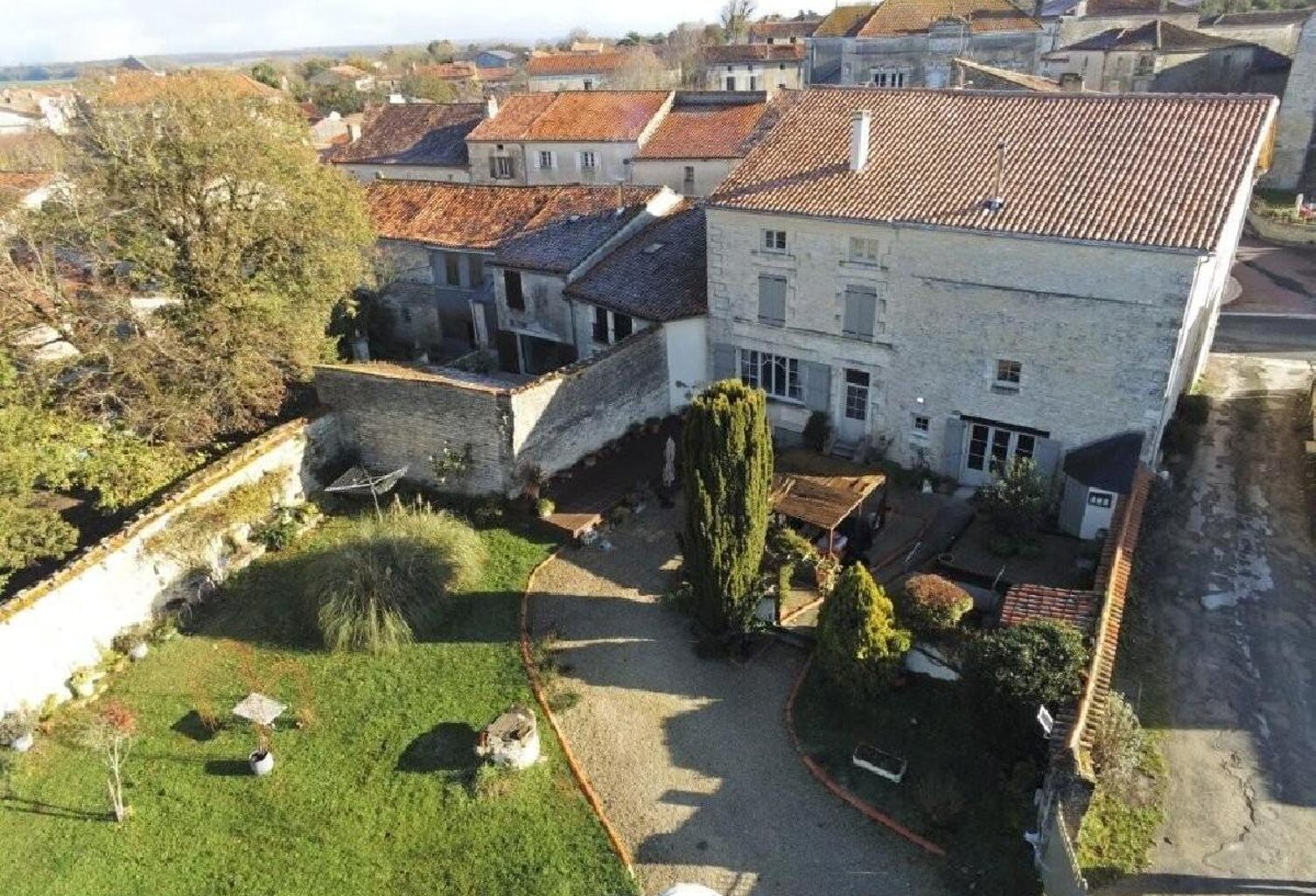 Maison — photo 1