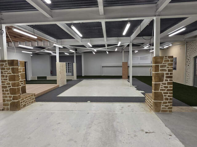 LOCAL D'ACTIVITE A VENDRE ANGERS — photo du bien