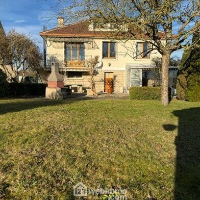 Maison 5 pièces 210000 €