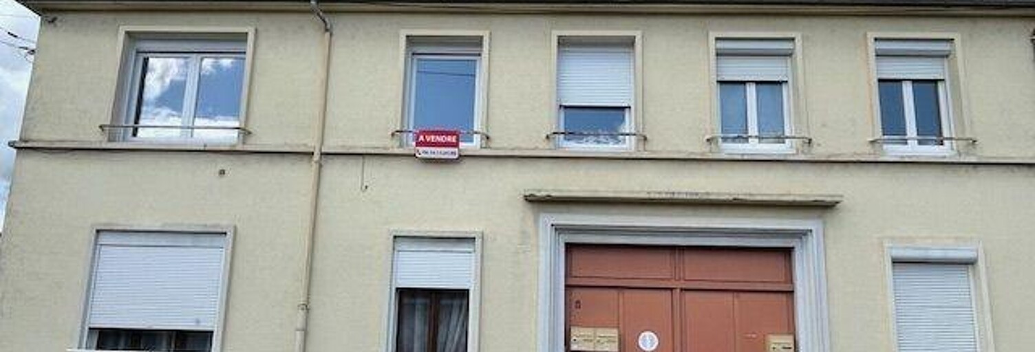 Immeuble  68 m² à vendre à Noyon (60400)