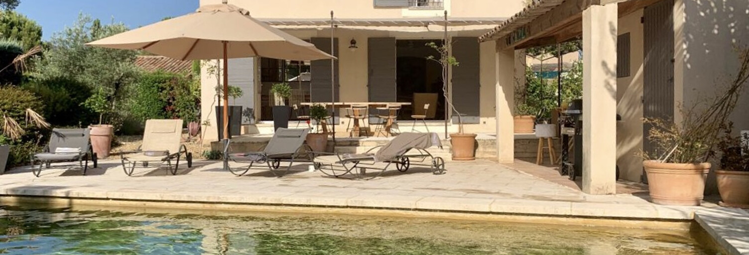 Maison 5 Pièces 123 m² à vendre à Lourmarin (84160)