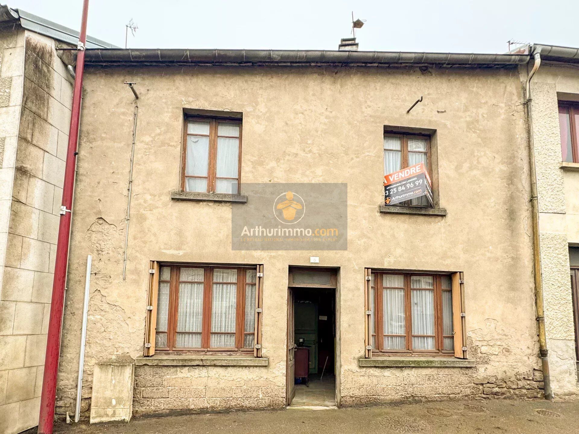 Maison 4 pièces 89 m² · à Fayl-Billot · 89 m² · 15 000 €