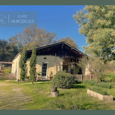 Maison 7 pièces 499200 €