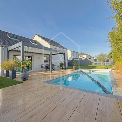 Maison 6 pièces 425000 €