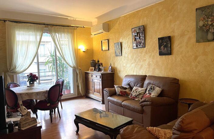 Vente appartement 3 pièces 75 m² Marseille 4 (13004) — photo 2