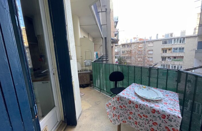 Vente appartement 3 pièces 75 m² Marseille 4 (13004) — photo 4