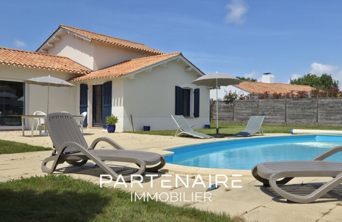 VILLA AVEC PISCINE AU GOLF DU PAYS DE SAINT GILLES CROIX DE — photo 2