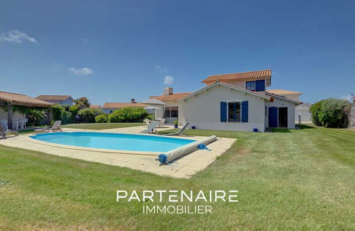 VILLA AVEC PISCINE AU GOLF DU PAYS DE SAINT GILLES CROIX DE — photo 3