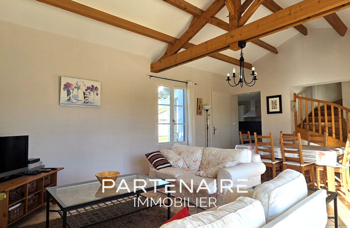VILLA AVEC PISCINE AU GOLF DU PAYS DE SAINT GILLES CROIX DE — photo 4