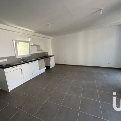 Appartement 2 pièces 890 €