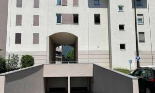 Garage  13 m² à louer à Saint-Genis-Pouilly (01630)