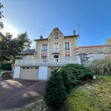 Maison 14 pièces 910000 €