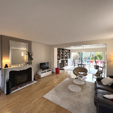 Maison 8 pièces 555000 €