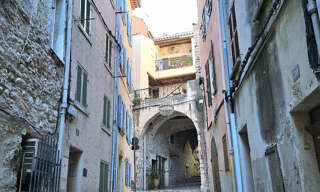 Appartement 3 Pièces 68 m² à vendre à Ollioules (83190)