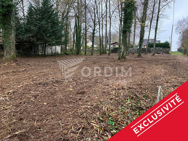 Terrain viabilisable constructible - Villefranche Saint Phal — photo 1