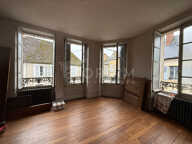 Immeuble à DONZY - Apt 7 pièces  -3 chambres - Local  commercial - 2 garages — photo 3