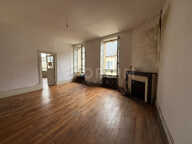Immeuble à DONZY - Apt 7 pièces  -3 chambres - Local  commercial - 2 garages — photo 4