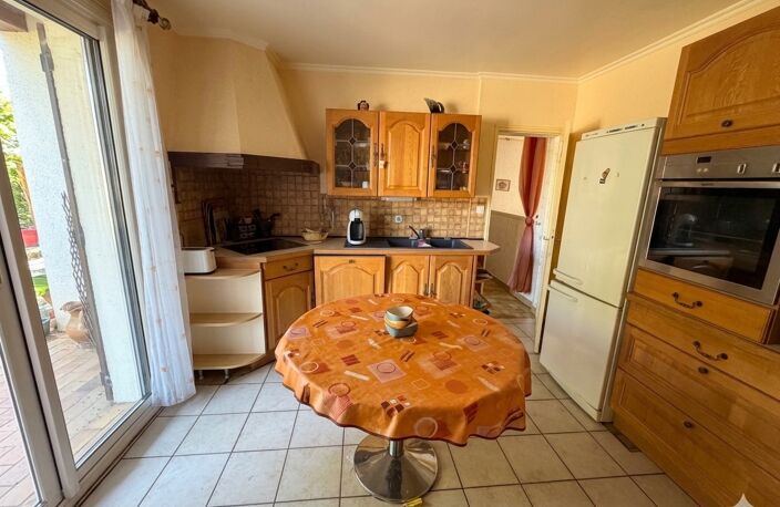 MAISON AVEC GRANDE DEPENDANCE - NAINTRE /FORÊT — photo 2